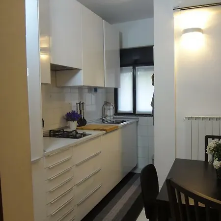 Bea's Apartment *