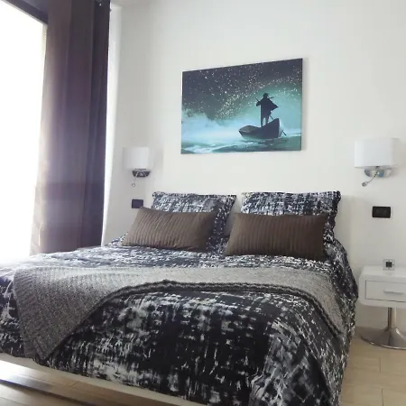Bea's Apartment *