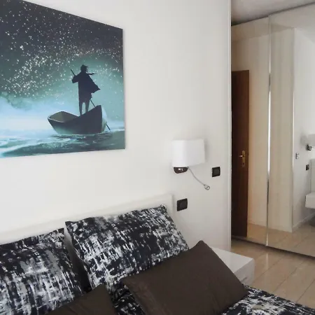Bea's Apartment *